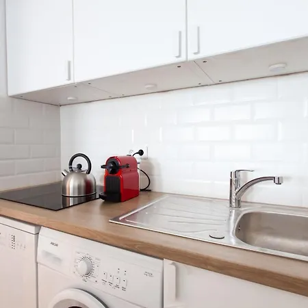 Bright Apt With Superb View And Terrace *